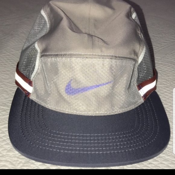 nike ispa cap